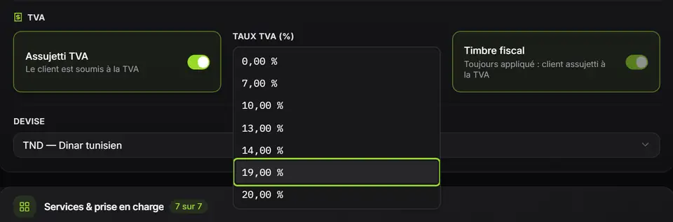 Gros plan : les sept taux de TVA tunisiens proposés sur la fiche client (0, 7, 10, 13, 14, 19 et 20 %), à côté de l'assujettissement et du timbre fiscal.